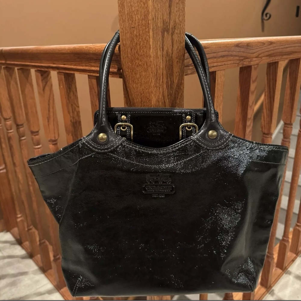 COACH 12362  Tote Bag Enamel Patent Leather Black w/ Wallet & Dust Bag